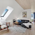 公寓 2 Bedroom Cozy In 里伯